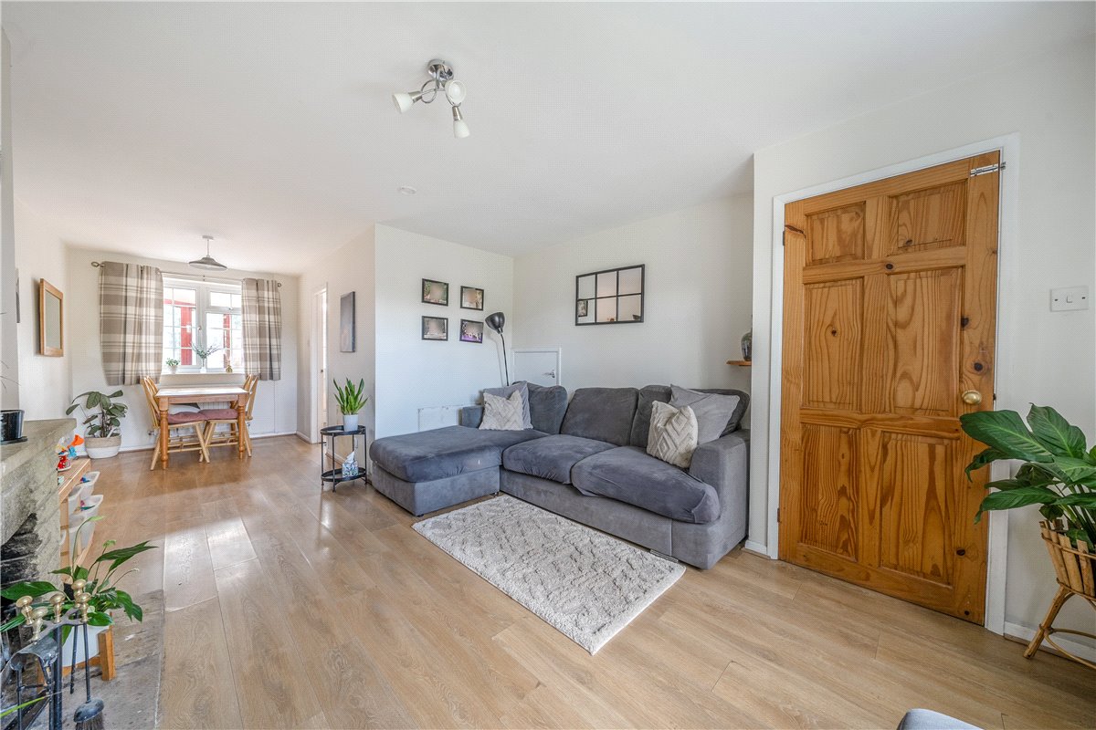 3 bedroom house, Southfield, West Overton SN8 - Available