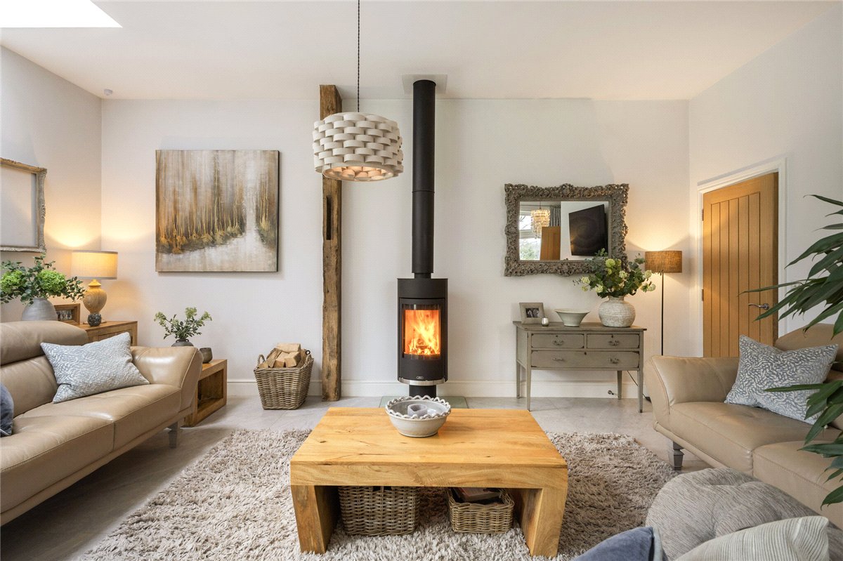 3 bedroom house, Old Dairy Lane, Winterbourne Monkton SN4 - Available