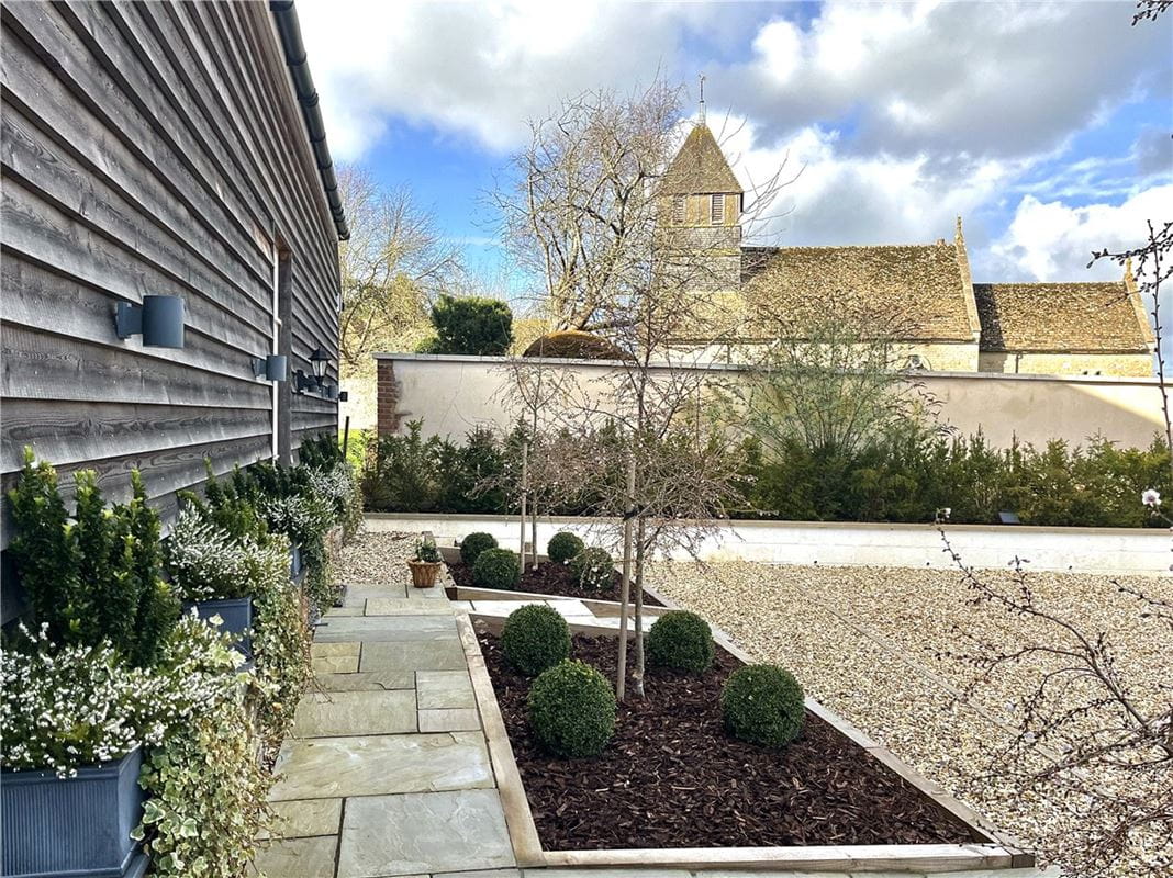 3 bedroom house, Old Dairy Lane, Winterbourne Monkton SN4 - Available