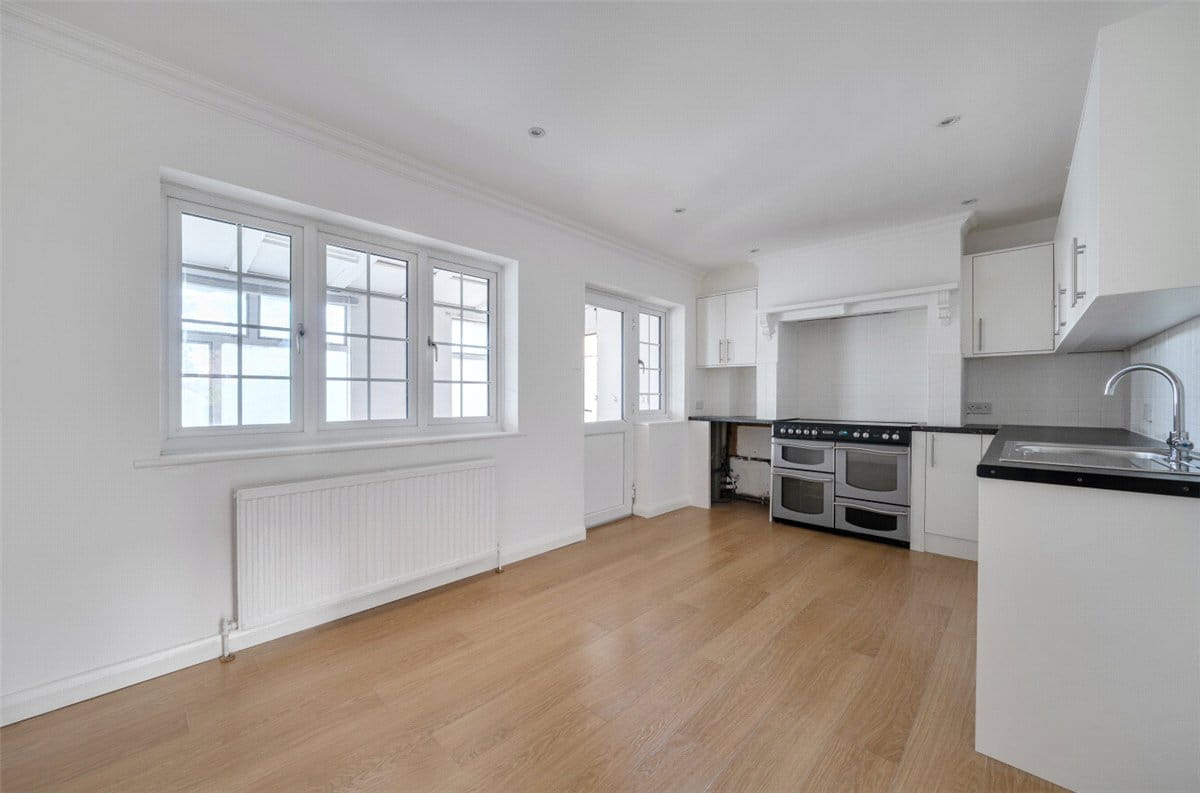 3 bedroom house, Townsend, All Cannings SN10 - Available