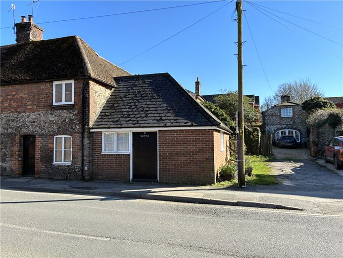 1 bedroom house, George Lane, Marlborough SN8 - Available