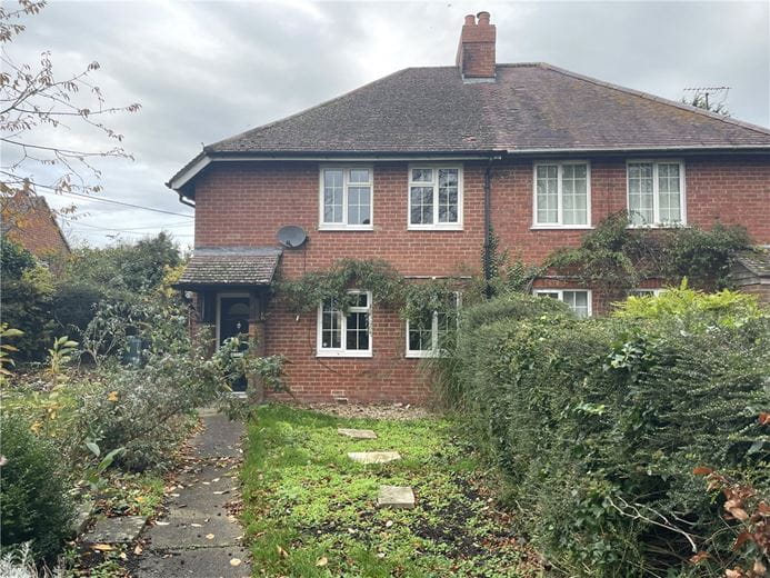 3 bedroom house, Beckhampton Road, Avebury Trusloe SN8 - Sold STC