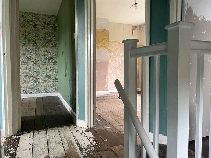 3 bedroom house, Beckhampton Road, Avebury Trusloe SN8 - Sold STC