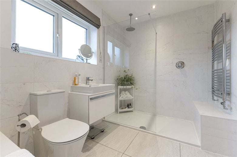 4 bedroom house, Jennings Road, Marlborough SN8 - Available