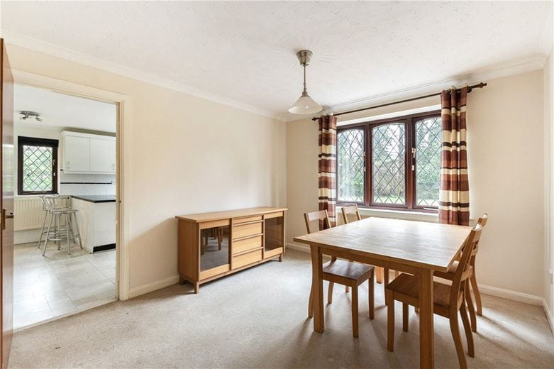 4 bedroom house, Manor Park, South Marston SN3 - Available