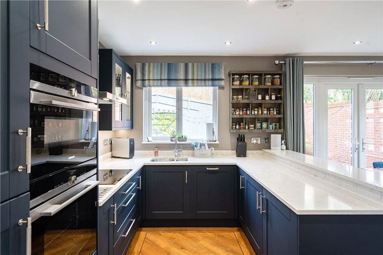 3 bedroom house, Garside Way, Marlborough SN8 - Available