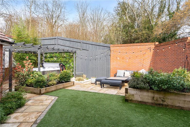 3 bedroom house, Garside Way, Marlborough SN8 - Available