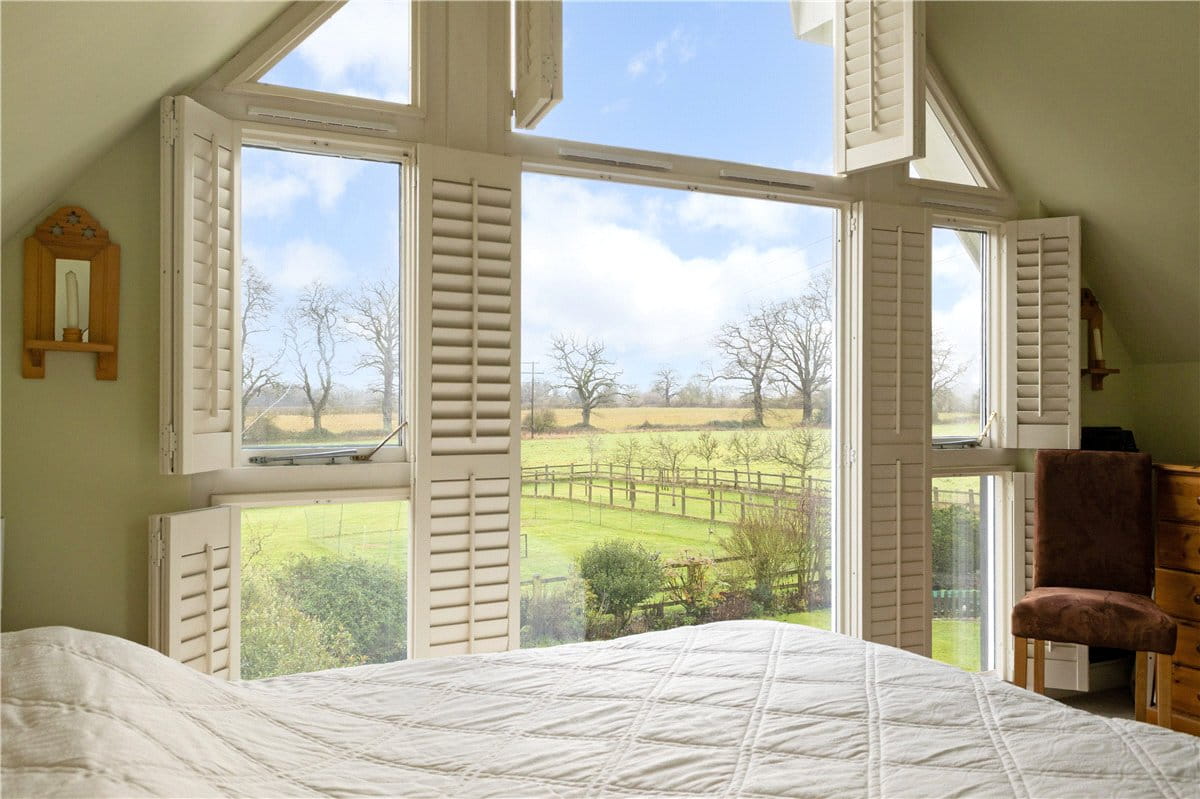 5 bedroom house, Littleworth, Pewsey SN9 - Available