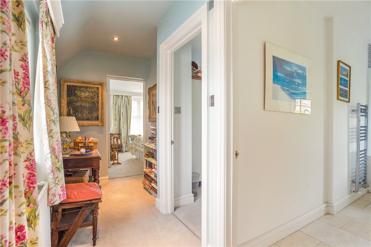 4 bedroom house, Castle Street, Calne SN11 - Available