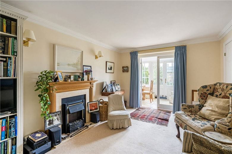 2 bedroom house, Wye House Gardens, Barn Street SN8 - Available