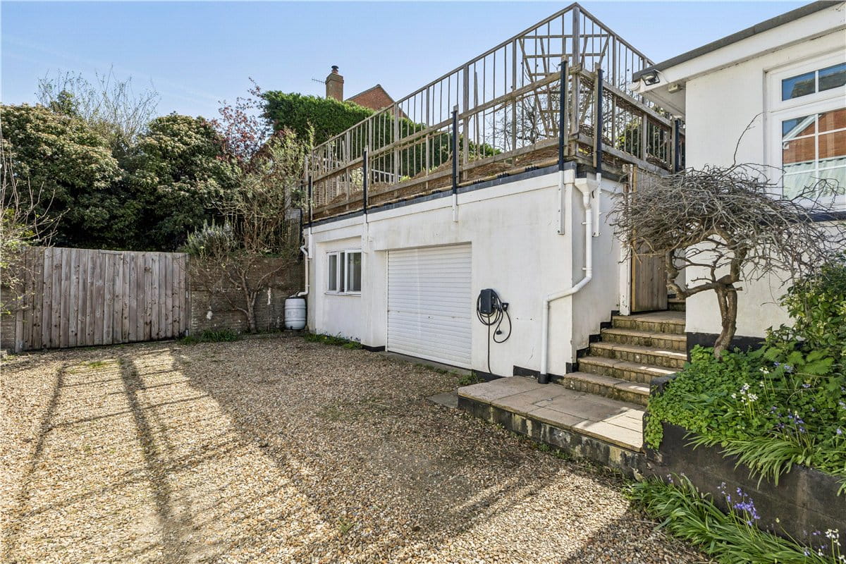 3 bedroom house, Kings Hill, Netheravon SP4 - Available