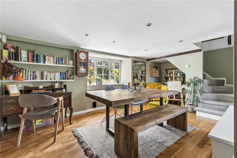 3 bedroom house, Kings Hill, Netheravon SP4 - Available