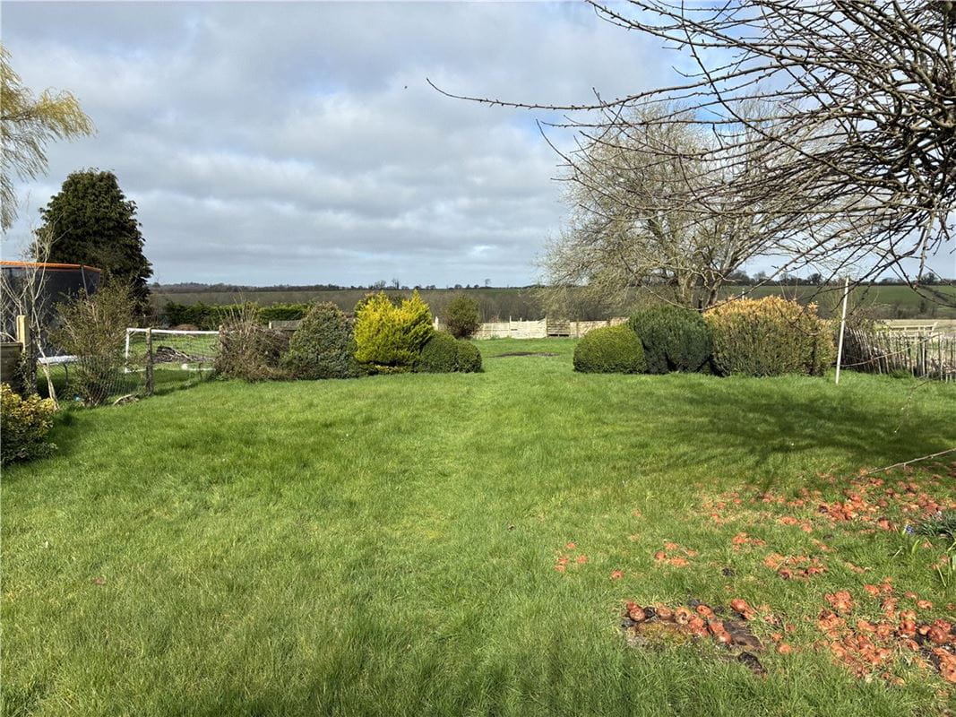 3 bedroom house, Severalls, Ham SN8 - Available