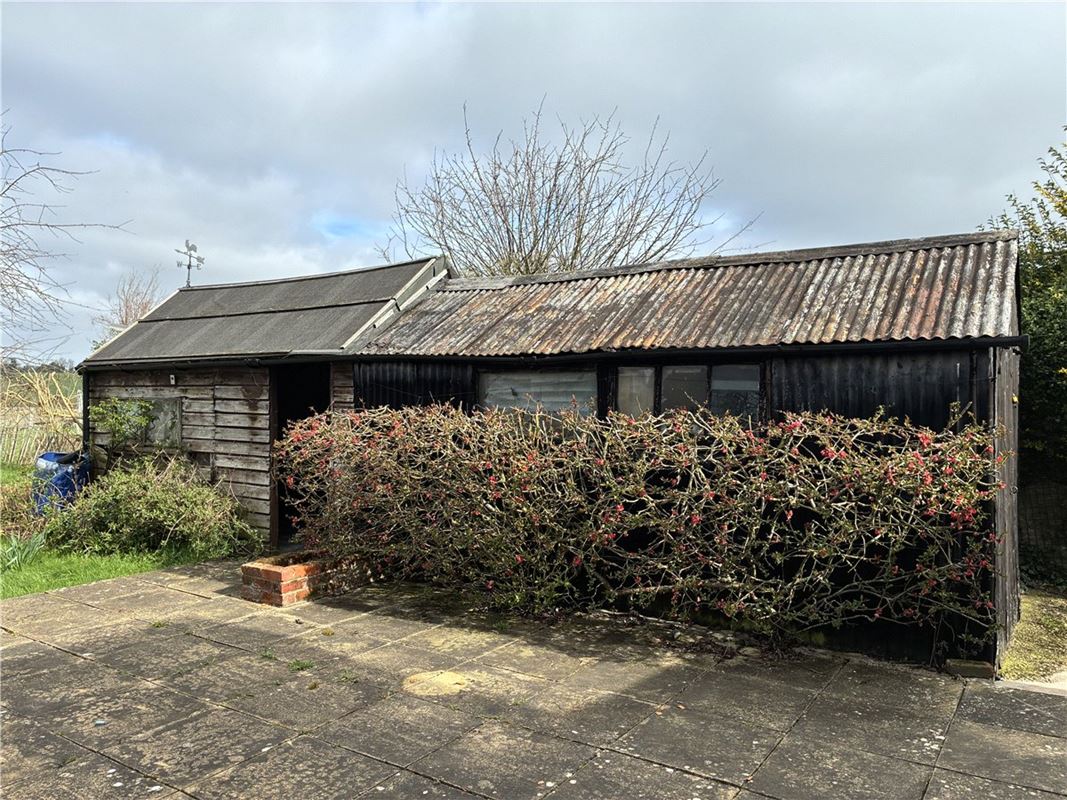 3 bedroom house, Severalls, Ham SN8 - Available