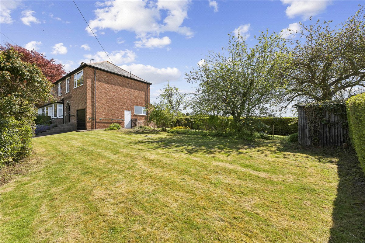 4 bedroom house, Hinton Parva, Swindon SN4 - Available
