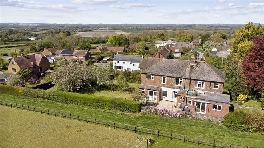 4 bedroom house, Hinton Parva, Swindon SN4 - Available