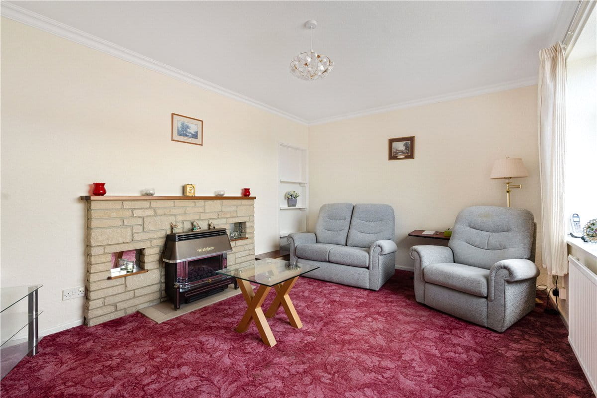3 bedroom house, Five Stiles Road, Marlborough SN8 - Available