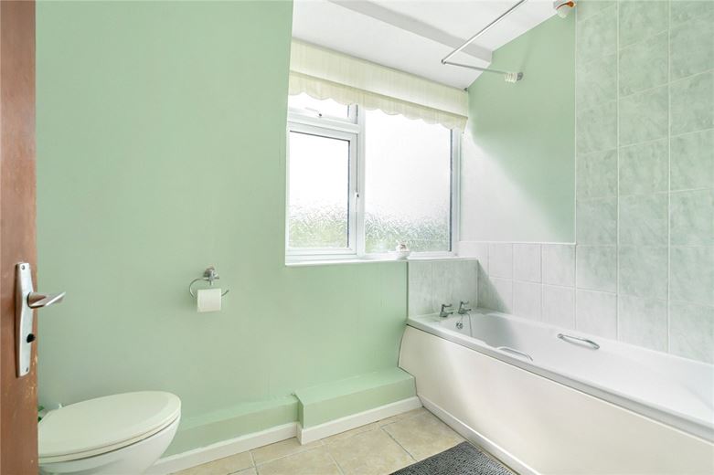 3 bedroom house, Five Stiles Road, Marlborough SN8 - Available