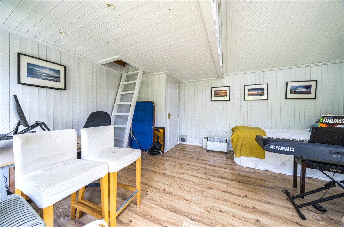 4 bedroom house, School Lane, Manton SN8 - Available