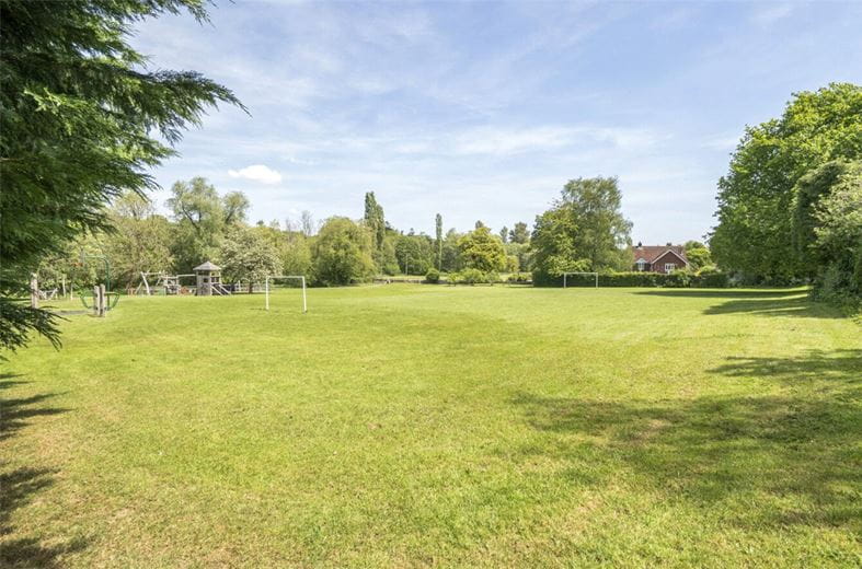 4 bedroom house, School Lane, Manton SN8 - Available