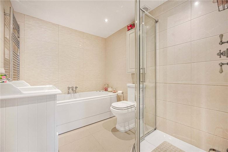 5 bedroom house, Forge Close, Milton Lilbourne SN9 - Available