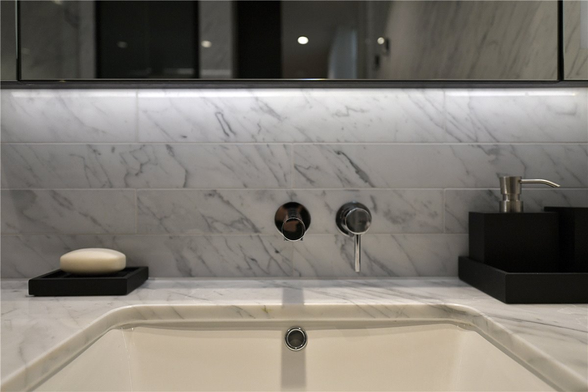 1 bedroom , Crown Square, London SE1 - Available