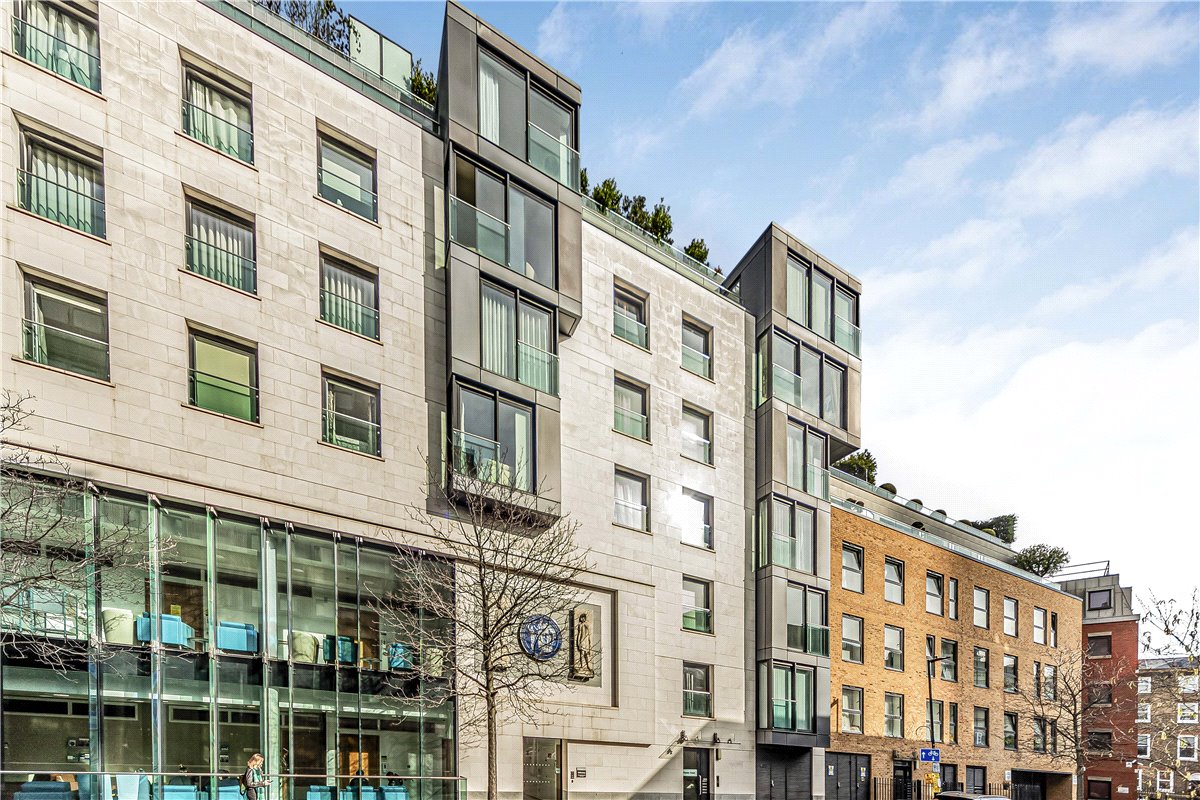 2 bedroom flat, Greenwell Street, Marylebone W1W - Available