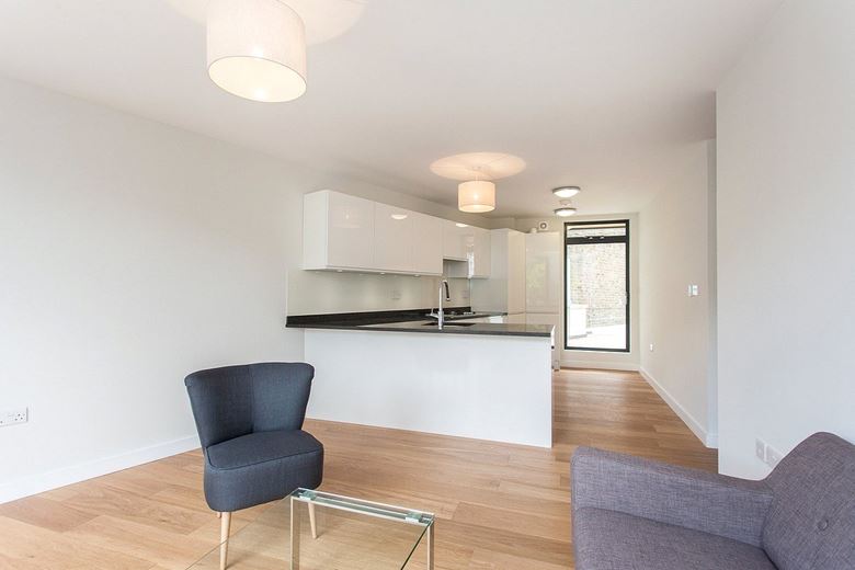 2 bedroom flat, Lisson Grove, London NW1 - Available