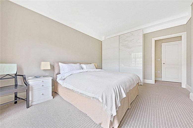 2 bedroom flat, Bryanston Place, Marylebone W1H - Available
