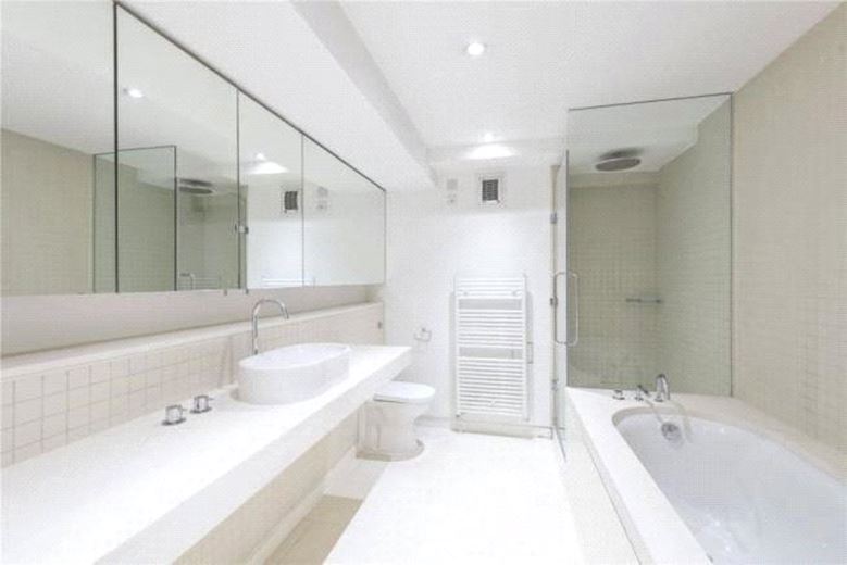 1 bedroom flat, Market Place, London W1W - Available