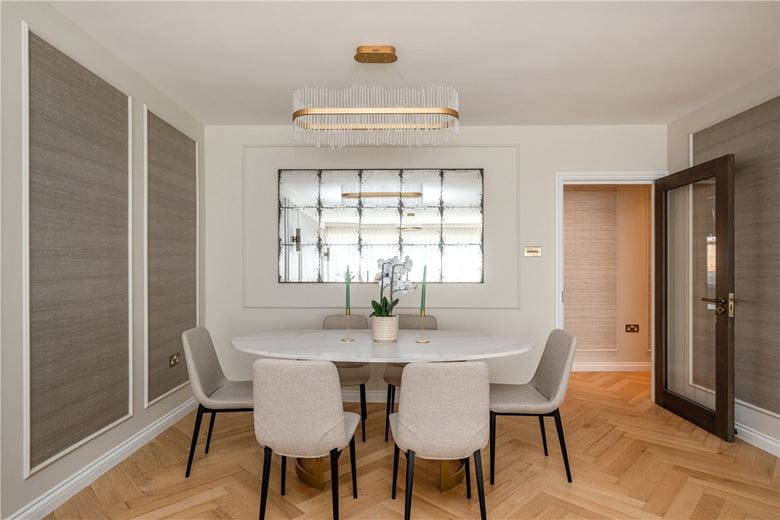 3 bedroom flat, George Street, London W1U - Available