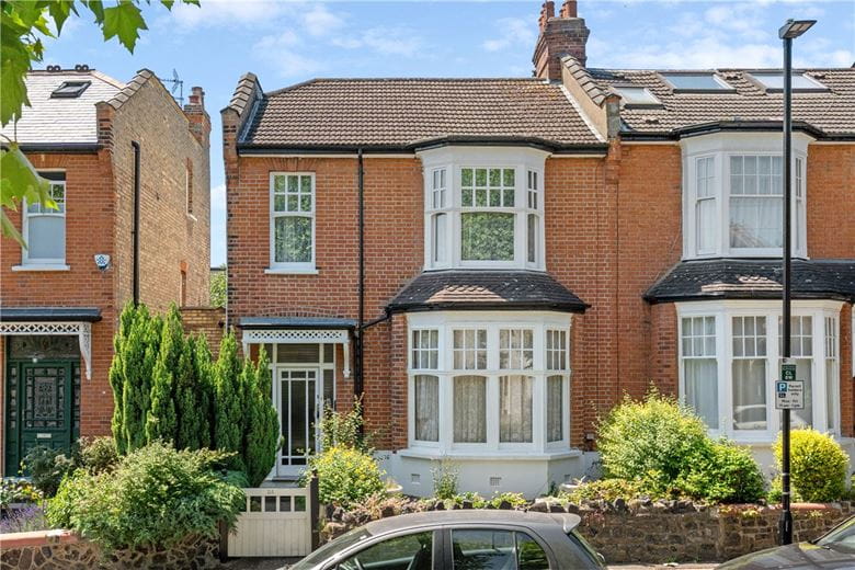 4 bedroom , Collingwood Avenue, London N10 - Available
