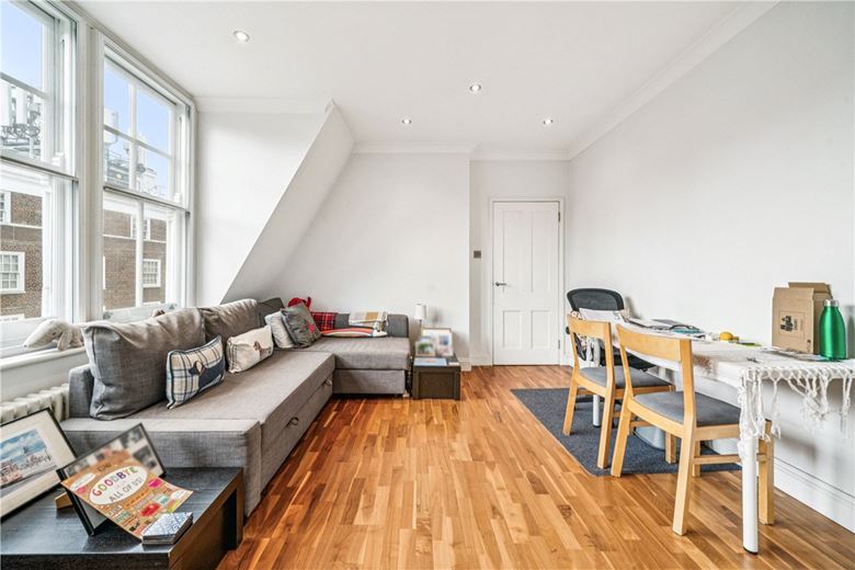 1 bedroom flat, Great Smith Street, London SW1P - Available