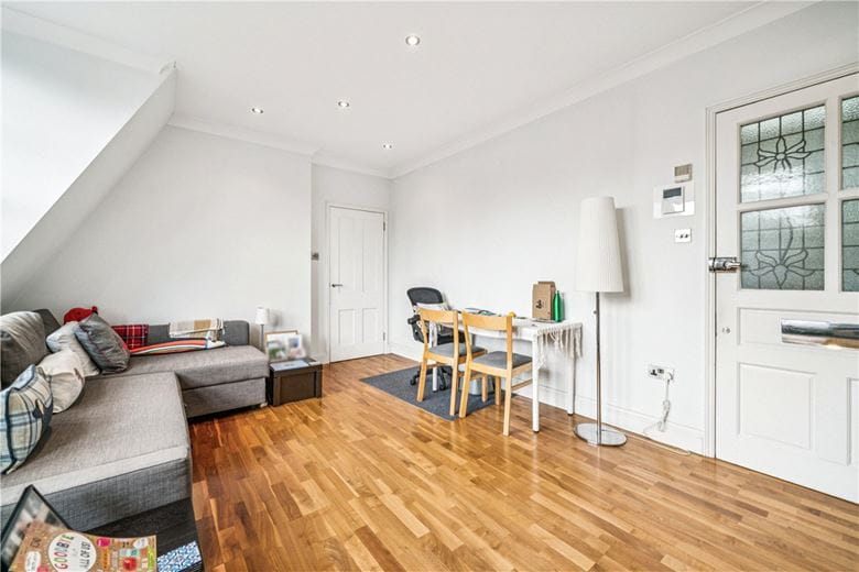 1 bedroom flat, Great Smith Street, London SW1P - Available