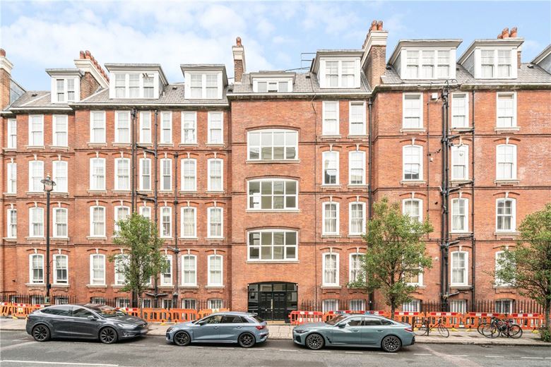 1 bedroom flat, Great Smith Street, London SW1P - Available