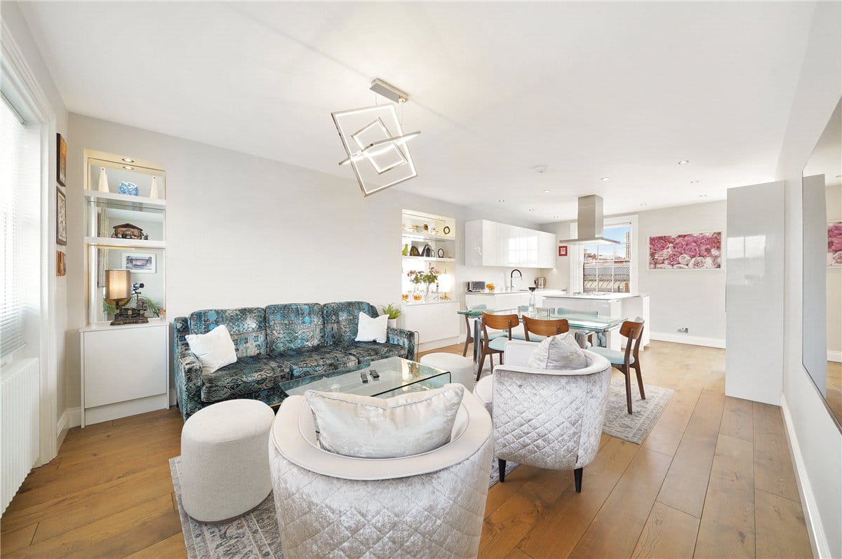 3 bedroom flat, Balcombe Street, Marylebone NW1 - Available