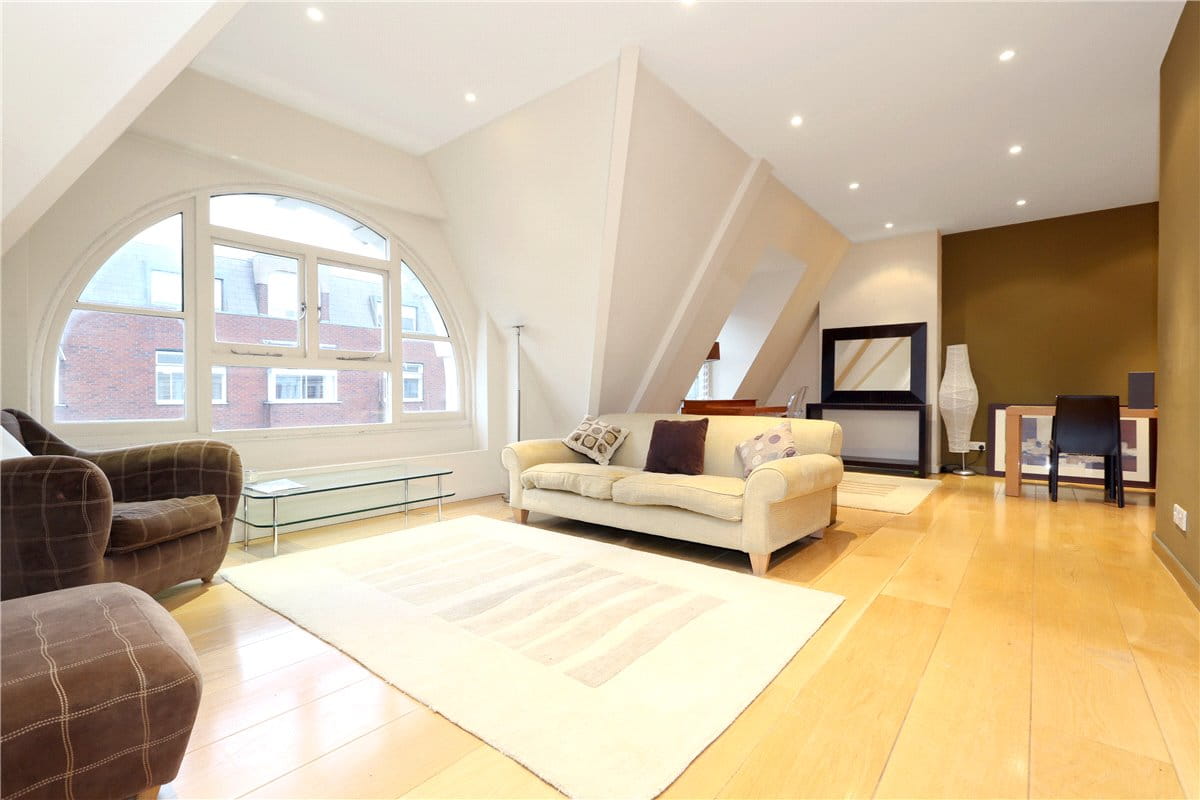 2 bedroom flat, New Cavendish Street, London W1G - Sold