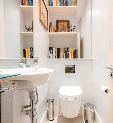 2 bedroom house, Woodstock Mews, London W1G - Available