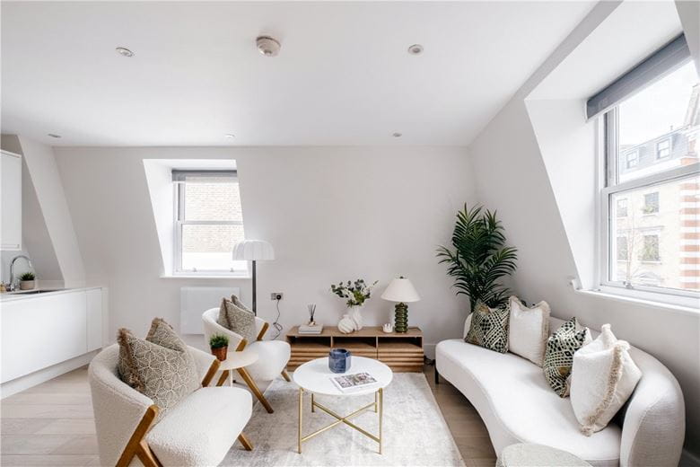1 bedroom flat, Nottingham Street, Marylebone W1U - Available