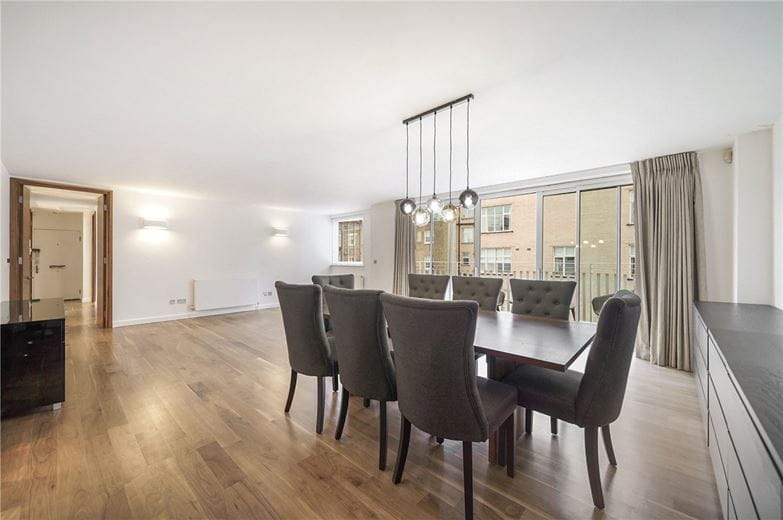 2 bedroom flat, William Mews, Knightsbridge SW1X - Available