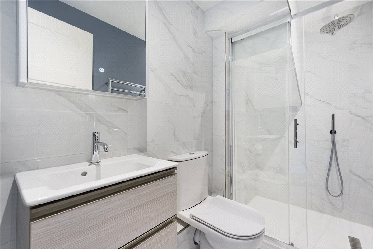 4 bedroom flat, Beaufort Gardens, Knightsbridge SW3 - Let Agreed