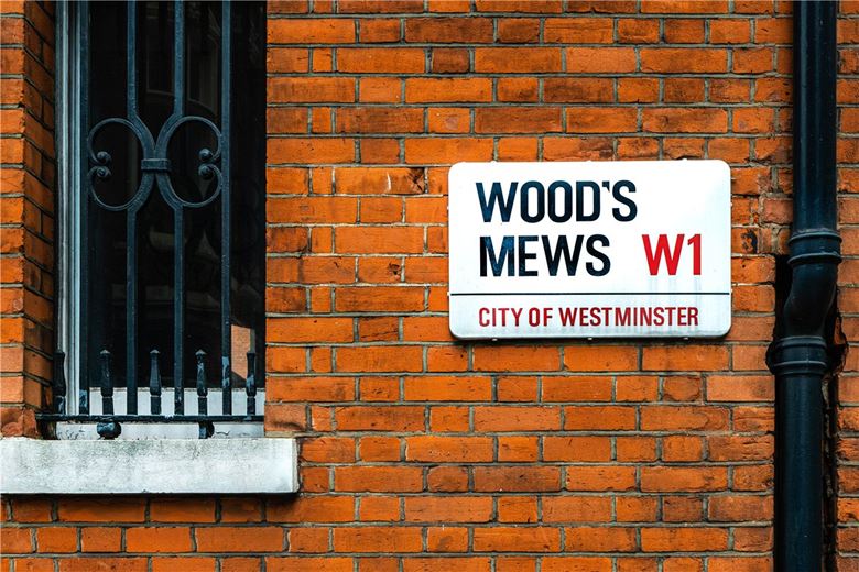 3 bedroom house, Woods Mews, Mayfair W1K - Available