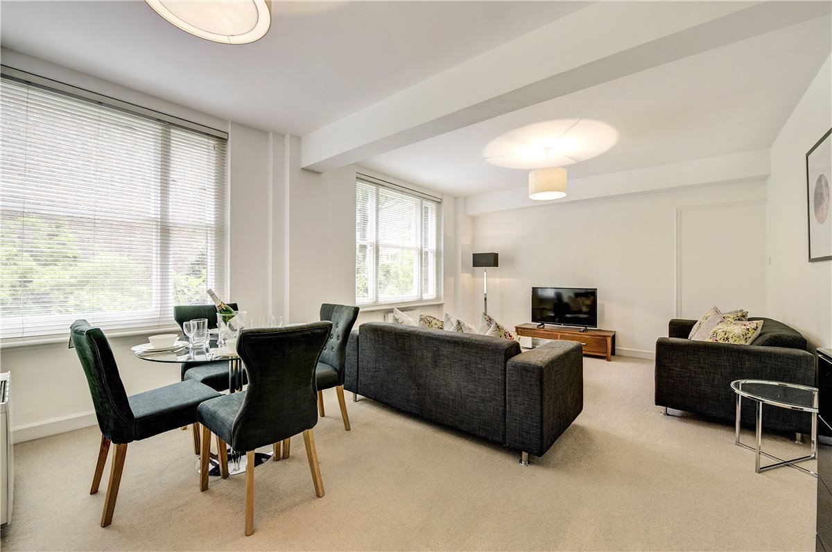 1 bedroom flat, Hill Street, Mayfair W1J - Available