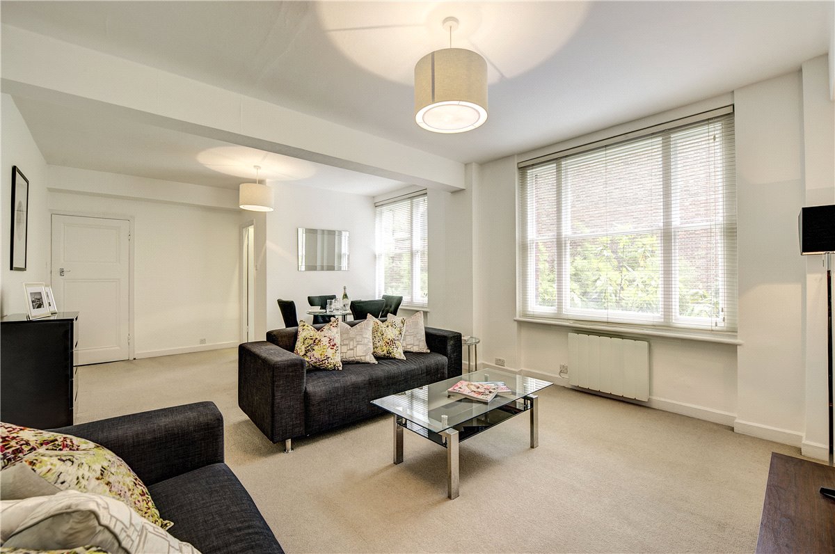 1 bedroom flat, Hill Street, Mayfair W1J - Available