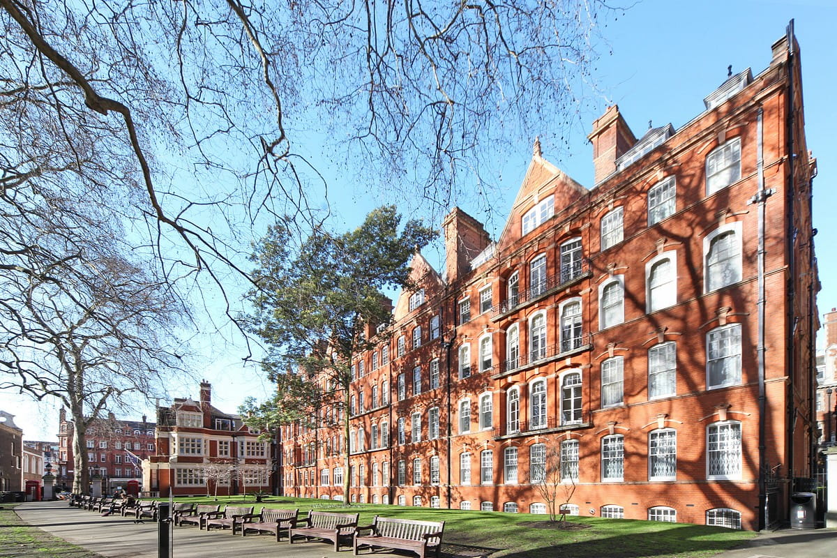 1 bedroom flat, Mount Street, Mayfair W1K