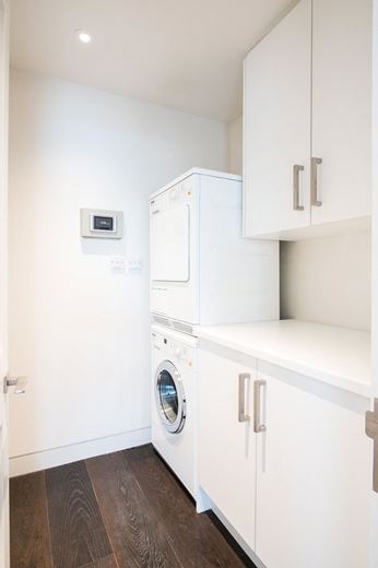 1 bedroom flat, Duke Street, Mayfair W1K - Available