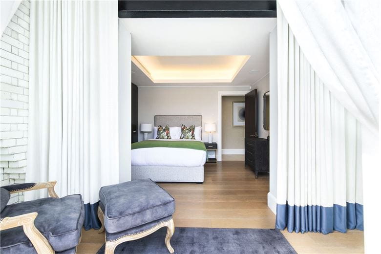 3 bedroom flat, Duke Street, Mayfair W1K - Available