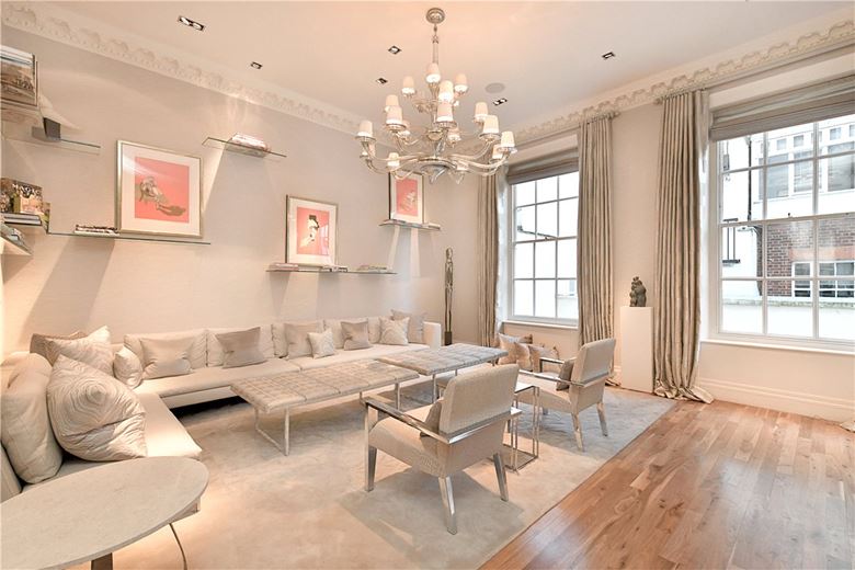 4 bedroom flat, Upper Grosvenor Street, Mayfair W1K - Available