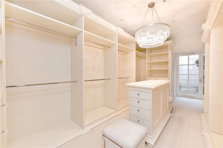 4 bedroom flat, Upper Grosvenor Street, Mayfair W1K - Available