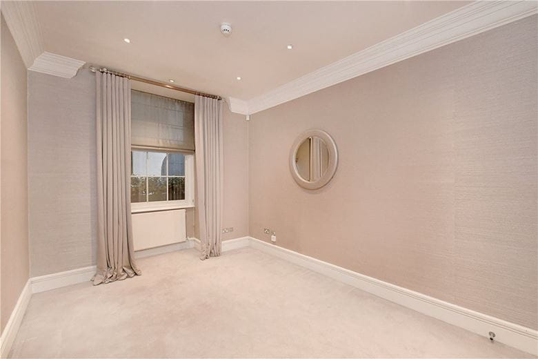4 bedroom flat, Upper Grosvenor Street, Mayfair W1K - Available